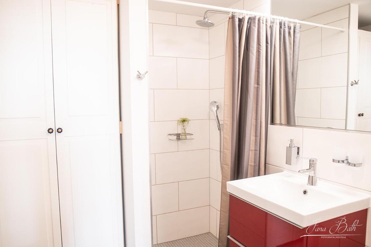 Ankerplatz Rostock Apartment Ngoại thất bức ảnh